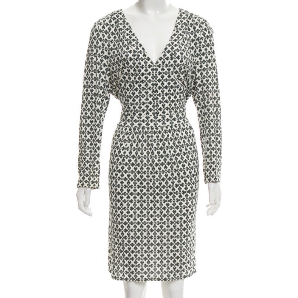 Tory Burch knee length, V-neck dress 100% Auth🔥🔥